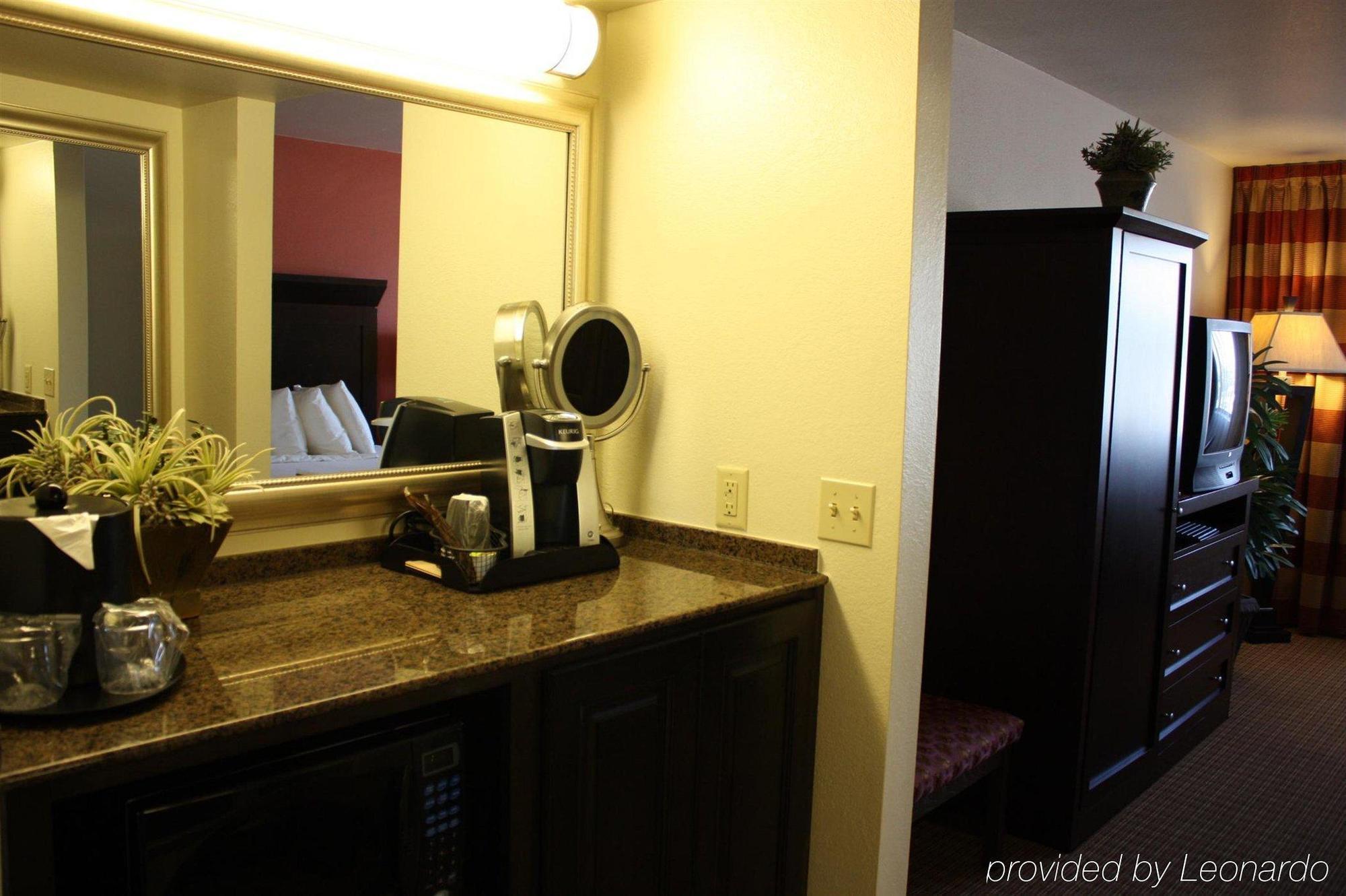 Ramada By Wyndham Viscount Suites Tucson East Eksteriør billede