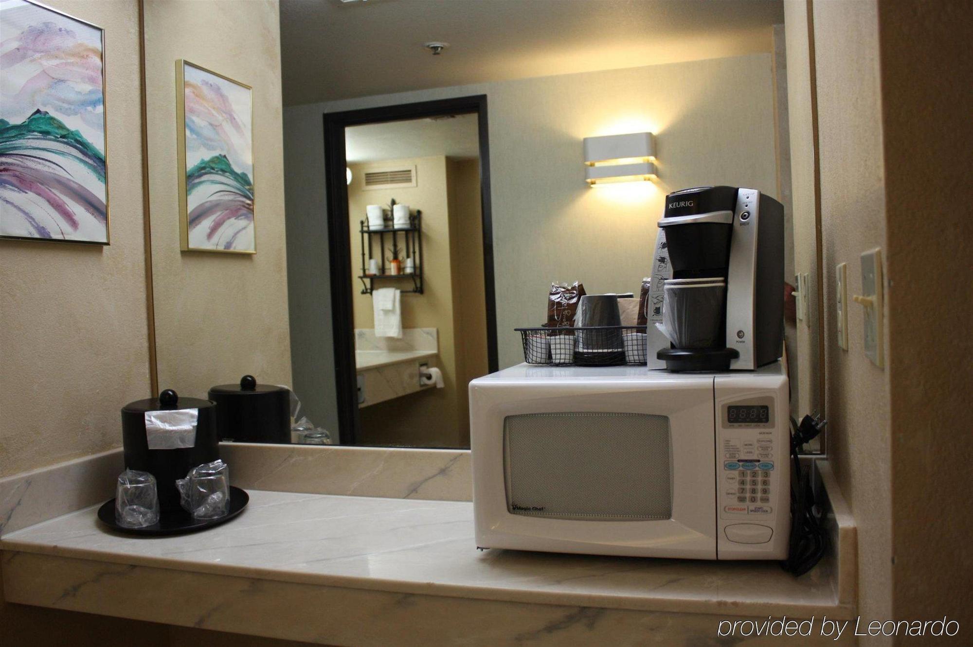 Ramada By Wyndham Viscount Suites Tucson East Eksteriør billede