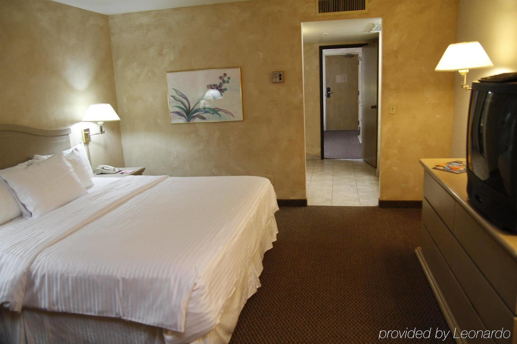 Ramada By Wyndham Viscount Suites Tucson East Værelse billede